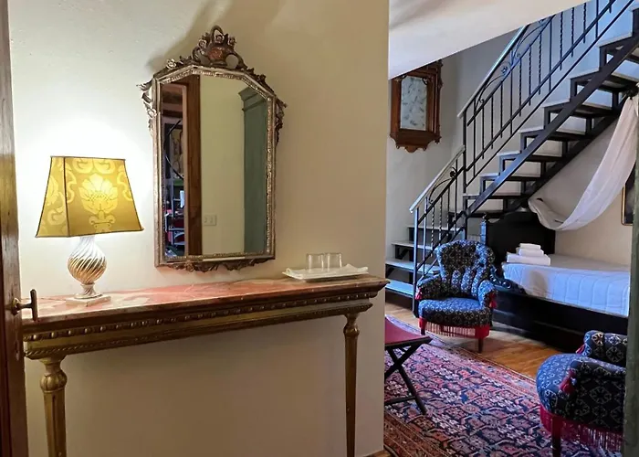 ラ ロドラ カントリーハウス *