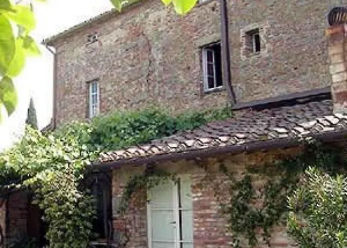 カントリーハウス ラ ロドラ フォイアーノ・デッラ・キアーナ