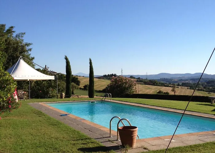 カントリーハウス ラ ロドラ